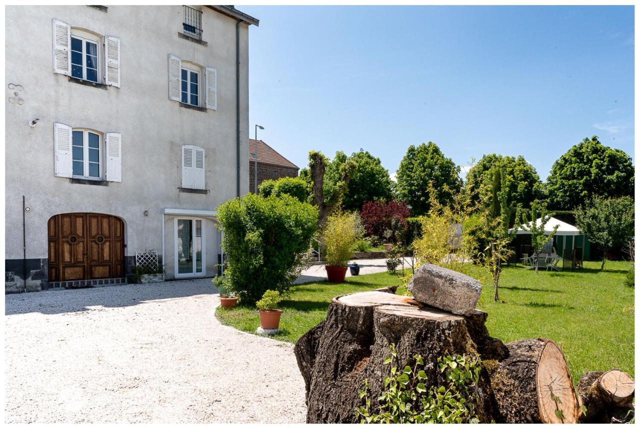 Maison De Retraite Vertaizon Exterior photo